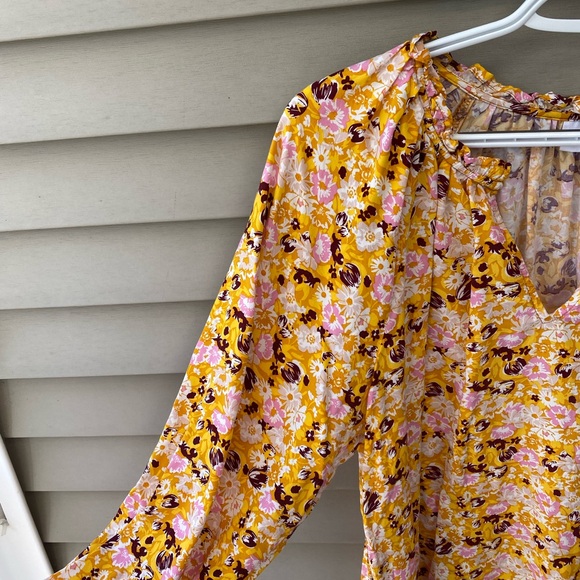 GAP Mustard Floral Long Sleeve Blouse - Women’s Size L - Picture 10 of 10
